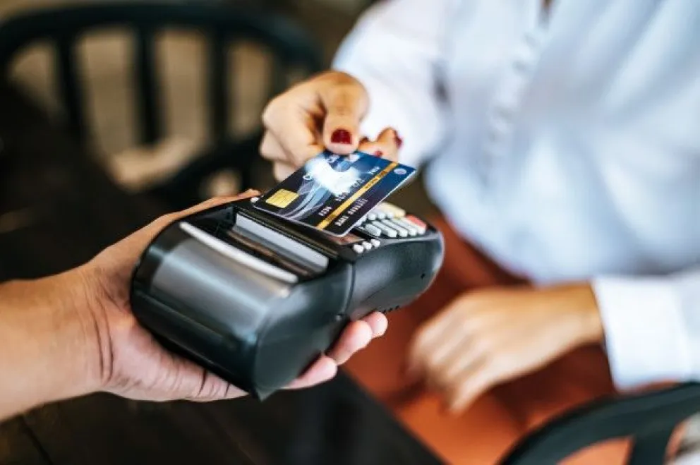 Los locales de pago de servicios seguirán atendiendo en base a la terminación de DNI