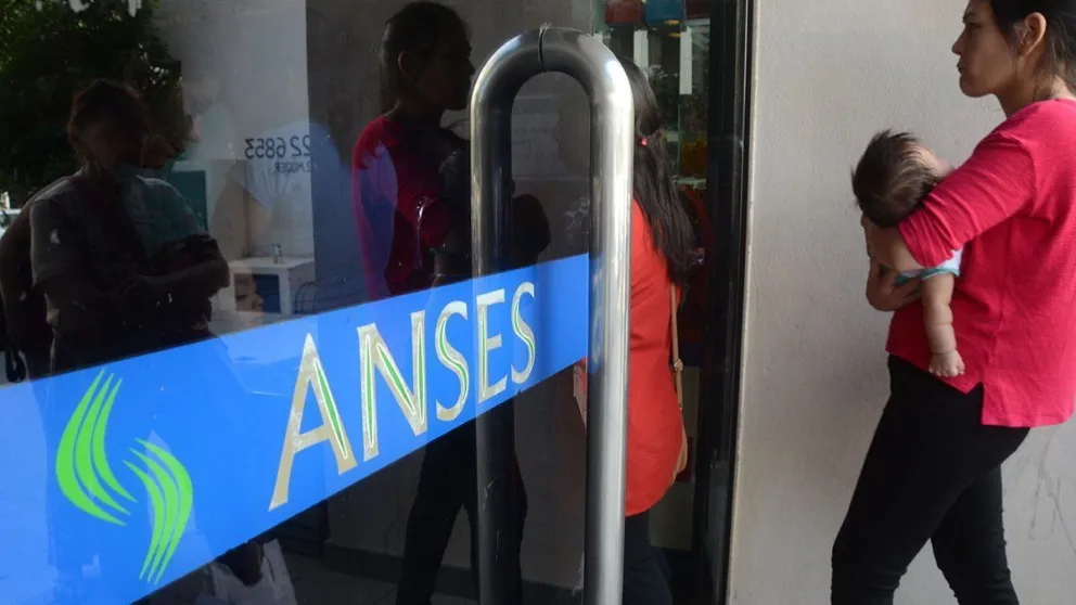 Continúa el pago con aumento para beneficiarios: ¿a quiénes les paga hoy ANSES?