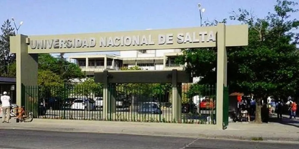"Les alumnes" es una realidad: destacan como "gesto político importante" el uso del lenguaje inclusivo en la UNSA