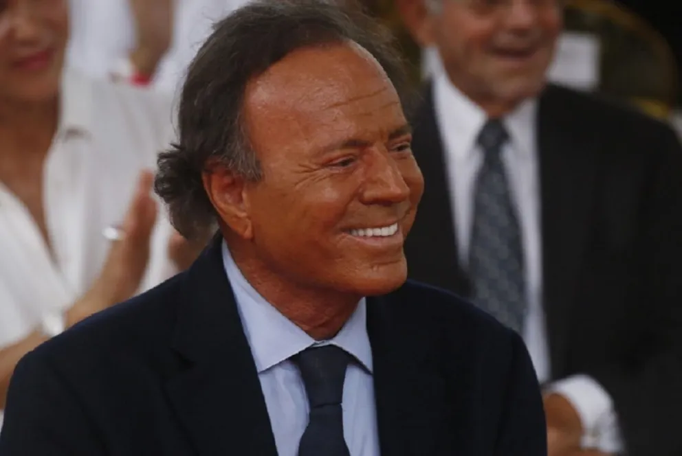 Julio Iglesias. Fuente (Twitter)