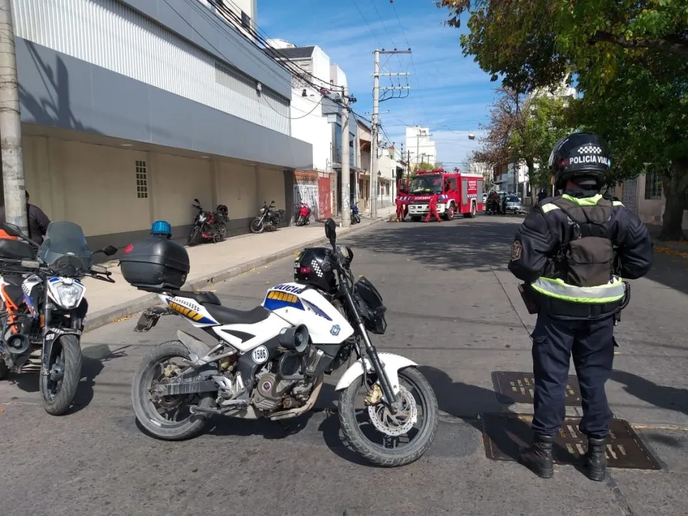 Desesperación y terror por un incendio en Salta: dos abuelitos quedaron atrapados