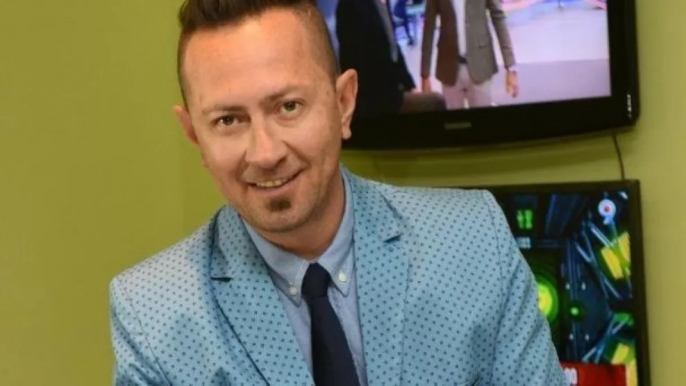 Adrián Valenzuela