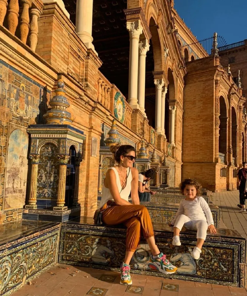 Isabel Macedo y su hija. Fuente (Instagram)