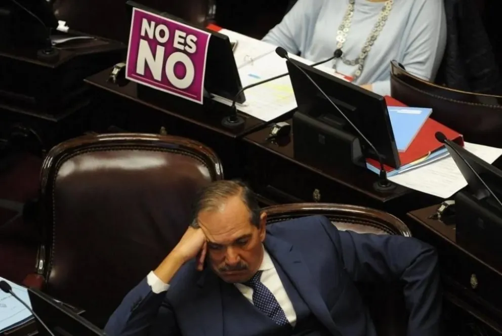 Piden la renuncia del ex gobernador de Tucumán, José Alperovich