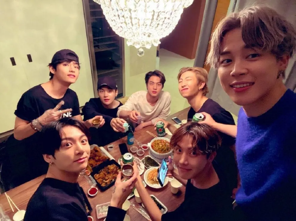 BTS (Fuente: Instagram)
