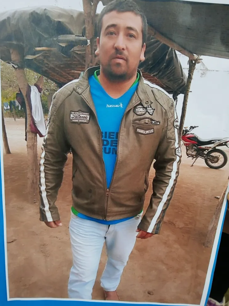 La madre de Espinoza dijo que le juraron que no lo habían detenido