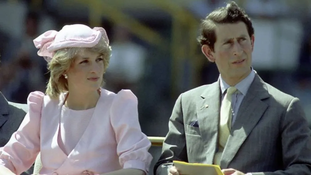 La Princesa Diana de Gales y el Príncipe Carlos. Fuente: Instagram