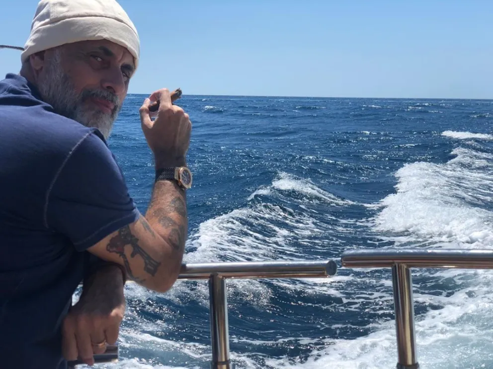 ¡No puede escucharlo! Jorge Rial enloqueció al ver premonitorio vídeo de su vida