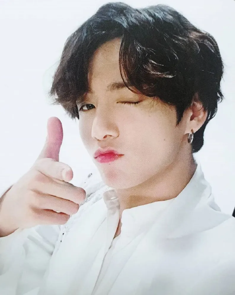 BTS (Fuente: Instagram)