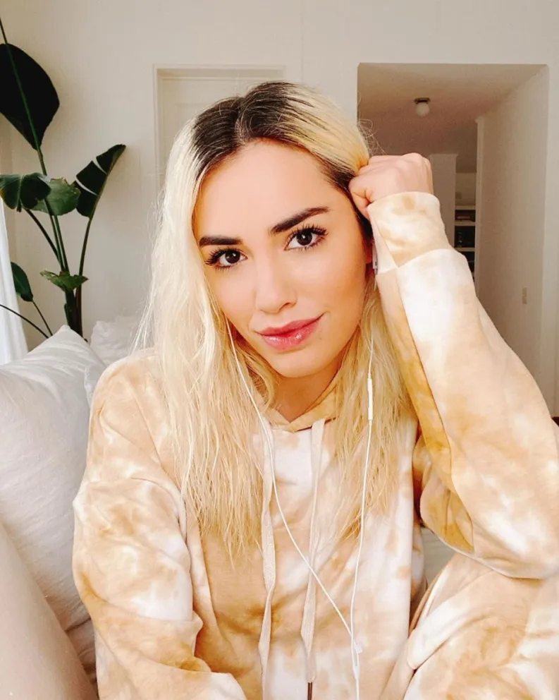 Con poca ropa: Lali Espósito hace estallar las redes con una candente publicación