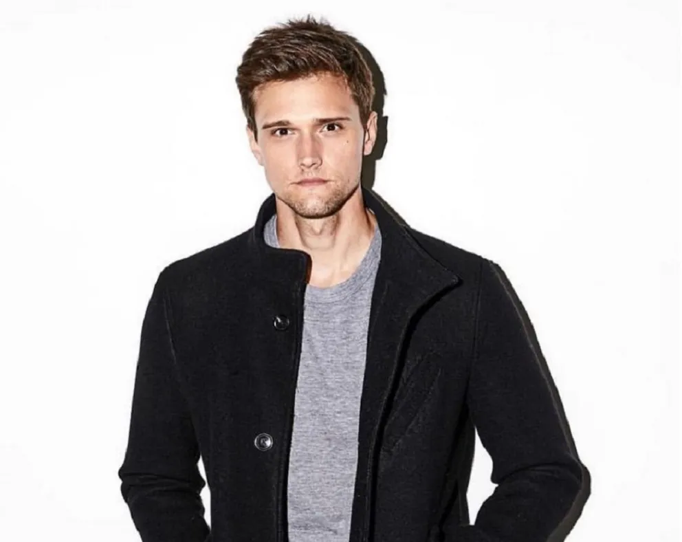Los escandalosos mensajes que dejaron a Hartley Sawyer fuera de la serie The Flash