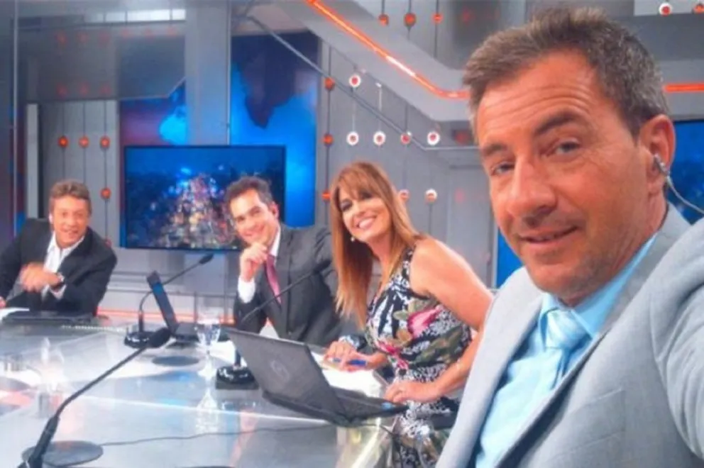 Guillermo Ferro y compañeros. Fuente: twitter