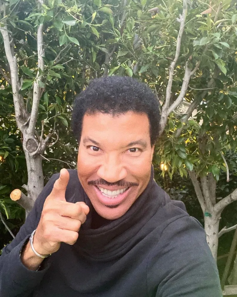 Lionel Richie vuelve con sus grandes éxitos de la mano de Disney