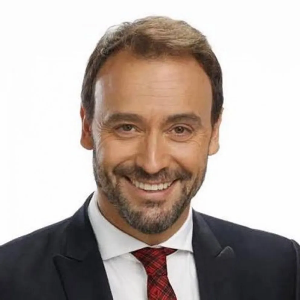 Adrián Pallares