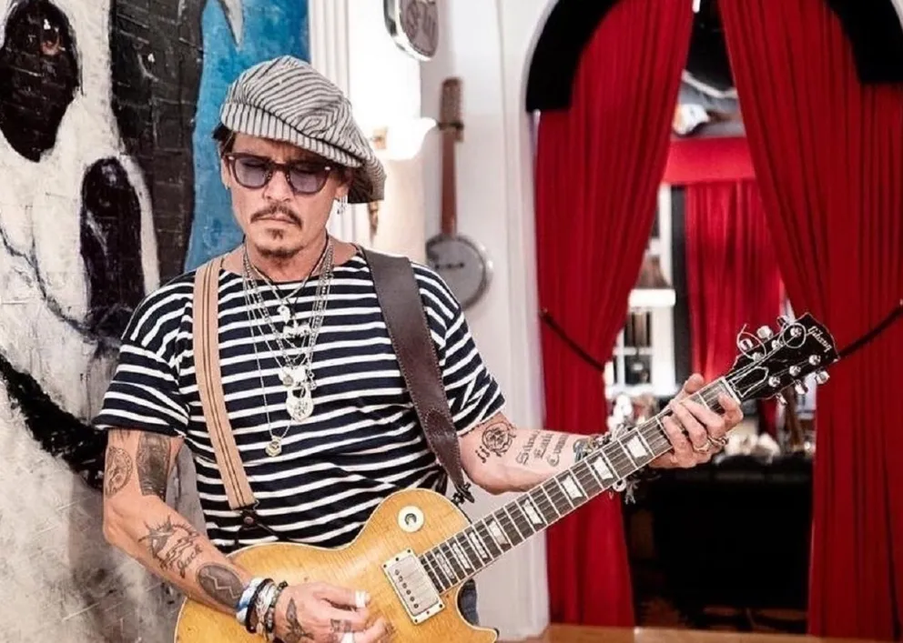 Johnny Depp vuelve a escena con un solidario proyecto