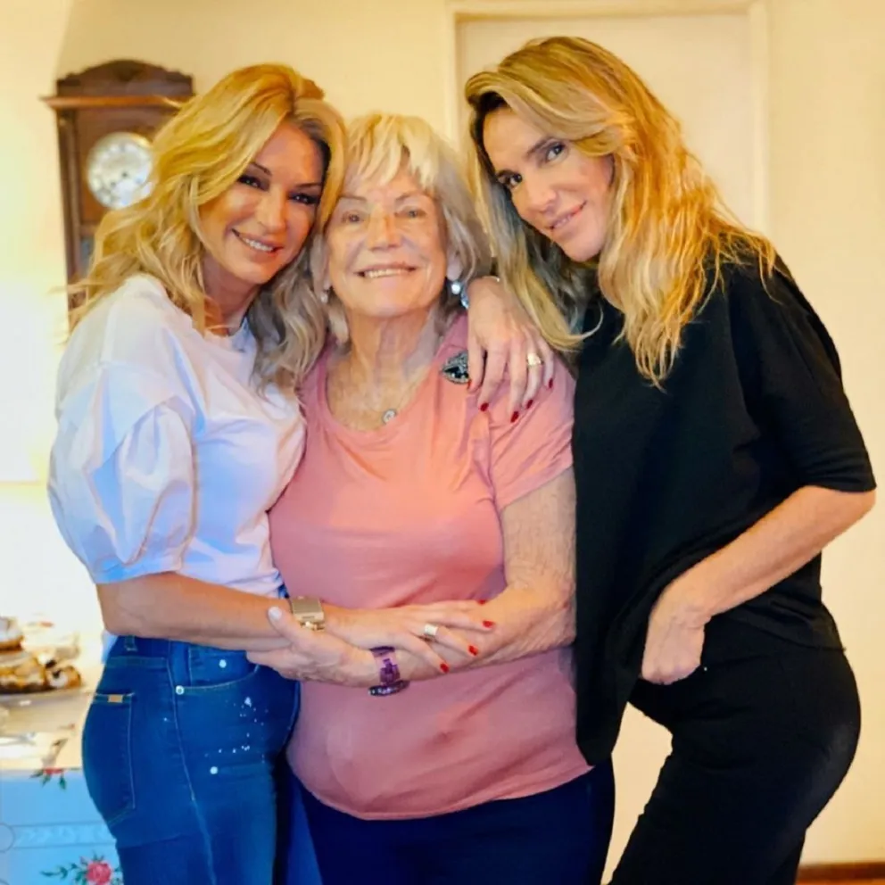 Yanina Latorre y familia. Fuente (Instagram)