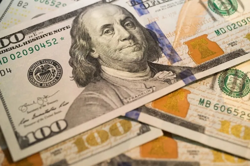 Dólar, viernes 3 de Julio: el Oficial aumentó y el Blue está impagable