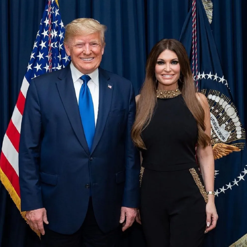 Aislaron a Donald Trump y a su esposa Melania por un caso estrecho de COVID-19