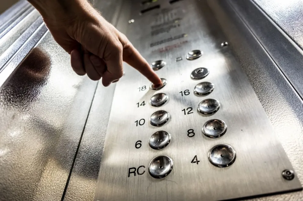 Ascensor Fuente:(Twitter)
