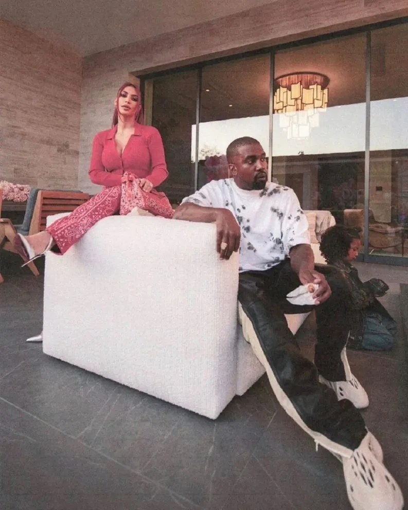 Kanye West y Kim Kardashian. Fuente (Instagram)