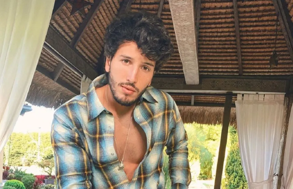 Sebastián Yatra posteó una foto junto a Danna Paola y los fans se indignaron
