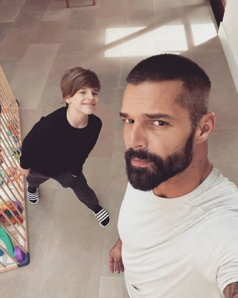 Ricky Martin anunció el estreno de su nuevo videoclip con un sensual posteo
