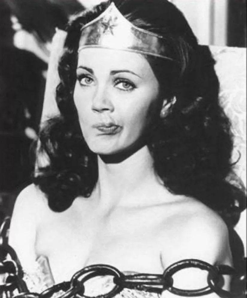 Las redes celebran los 69 años de Lynda Carter, la Mujer Maravilla