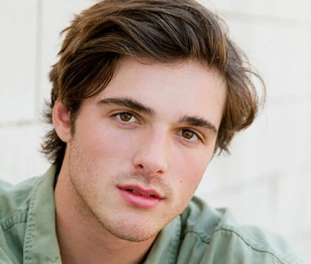 Jacob Elordi prende fuego a las redes con su actuación en 'El stand de los besos 2'