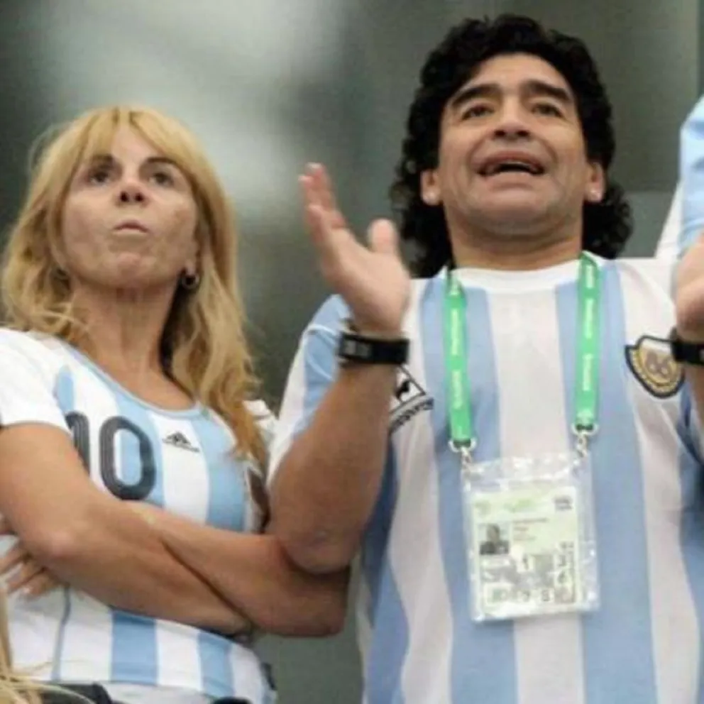 Claudia Villafañe y Diego Maradona. Fuente: twitter