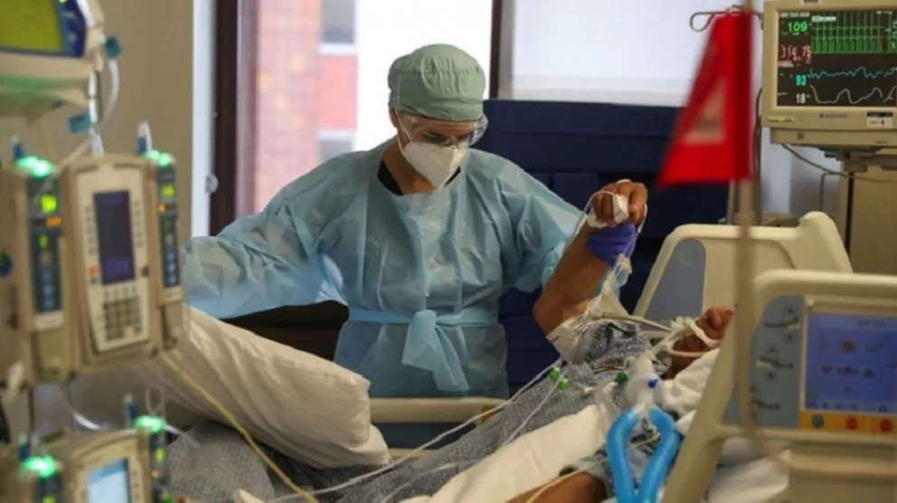 Reporte diario de coronavirus en Argentina: la curva de contagios no se aplana y las muertes ascienden