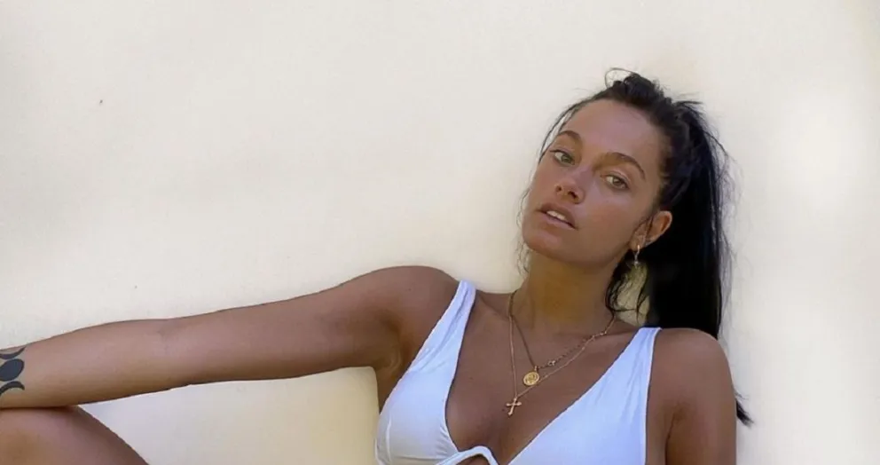 Oriana Sabatini calentó las redes tras disfrutar un día de playa