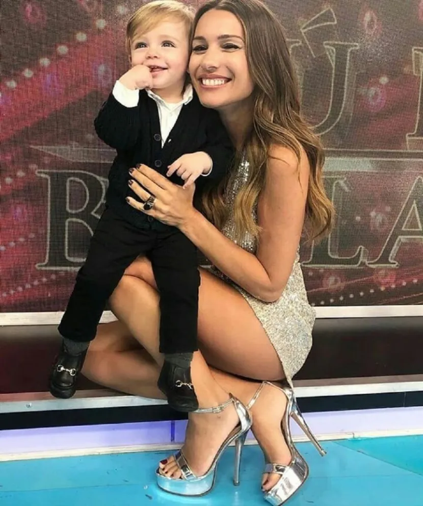 Pampita contó que fue a ver una película para distraerse pero terminó destruida