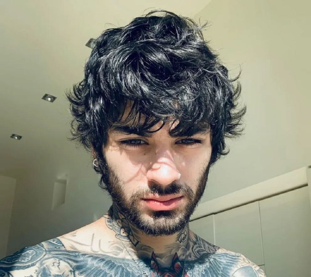Zayn Malik reaparece en redes y prende fuego con su nuevo look