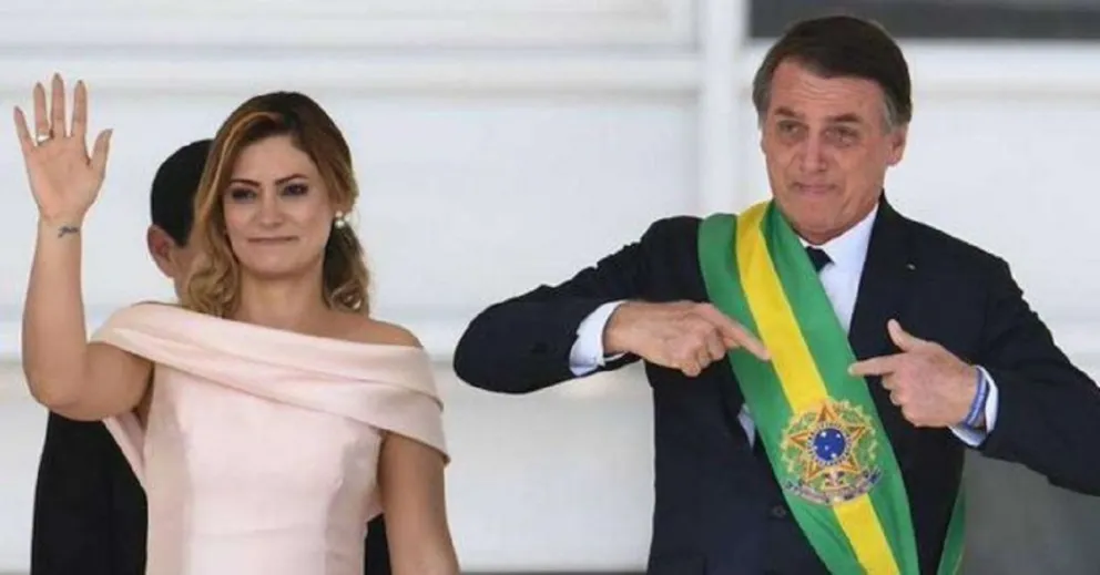 Jair Bolsonaro y Michelle Fuente (Twitter)