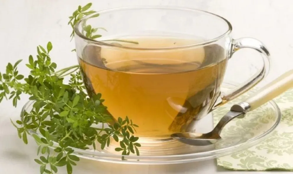 Té de ruda Fuente (Twitter)