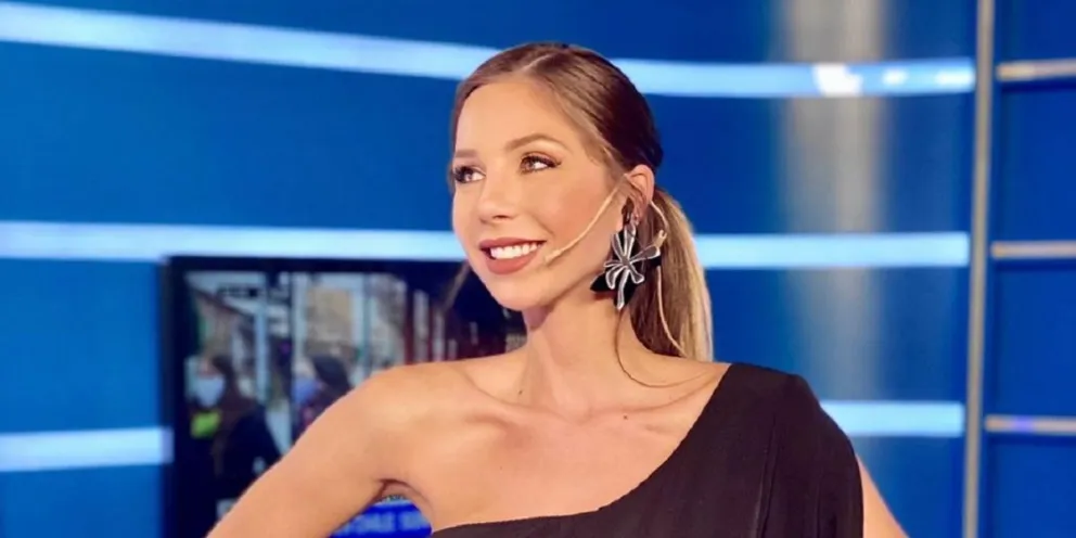 Romina Malaspina reveló su sensual forma de despertar y prendió fuego en redes