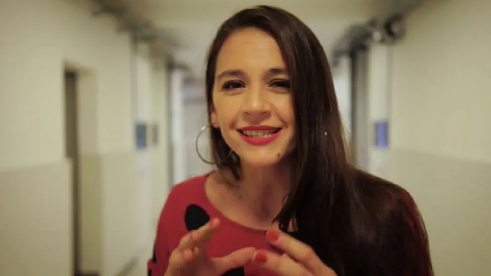 Laura Azcurra Fuente (Twitter)