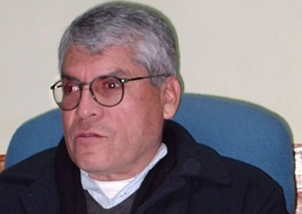 Por un fuerte cuadro de neumonía, un ex intendente salteño es trasladado de urgencia al hospital
