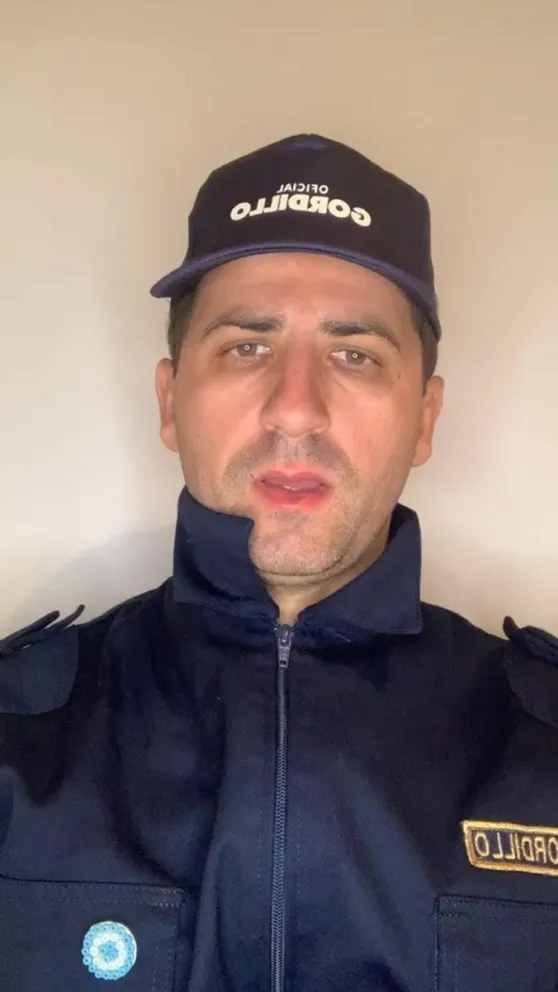 El oficial Gordillo, ahora "delinque" en Tik Tok con sus mejores chistes