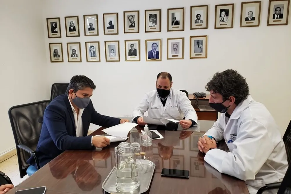 Convenio. Reunión en Hospital San Bernardo