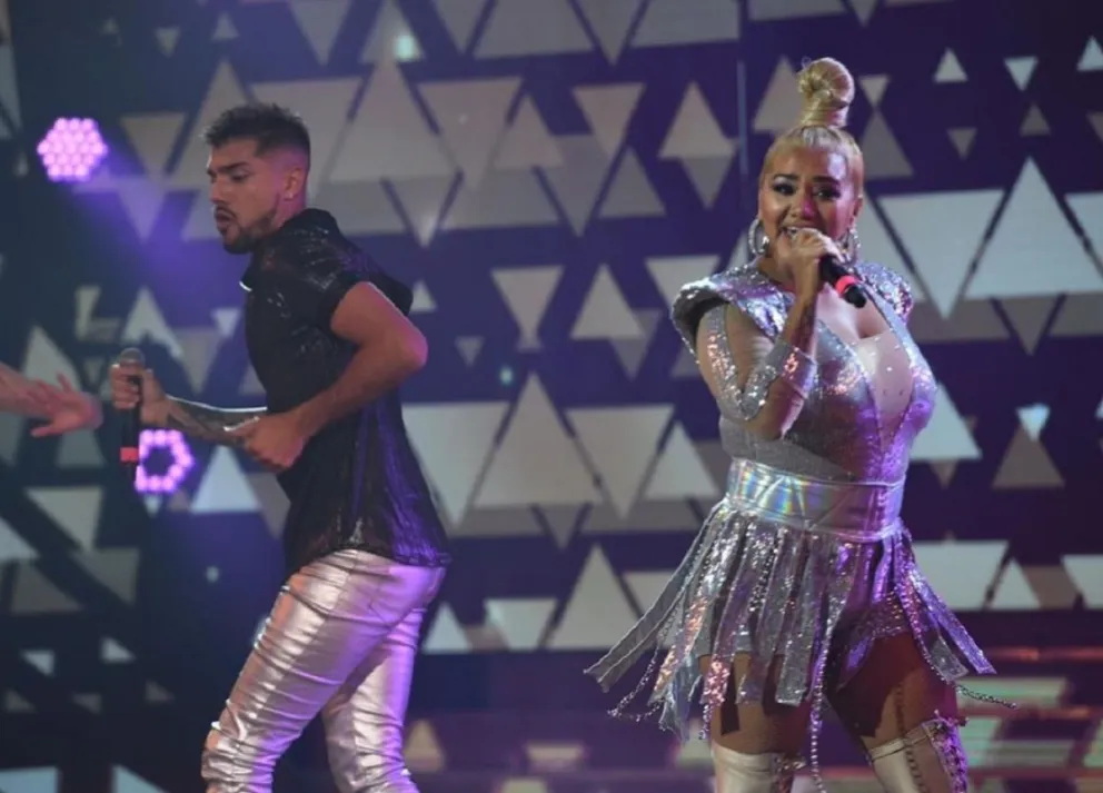 Gladys La Bomba Tucumana y Tyago Griffo harán un tema de Agapornis en el Cantando 2020