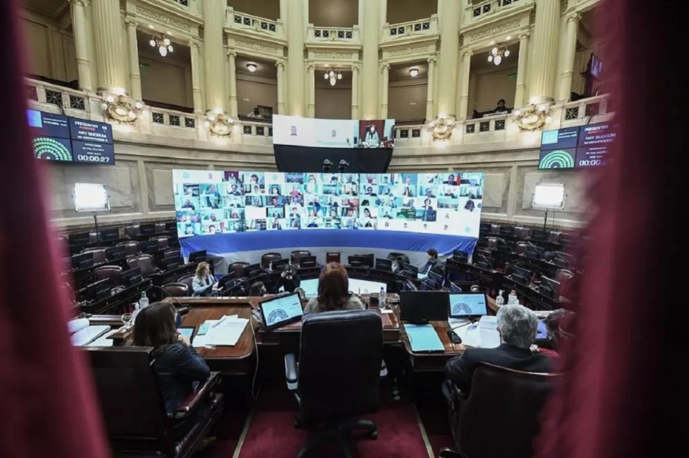 El senado aprobó la Reforma Judicial entre el repudio de manifestantes y polémicas en la sesión