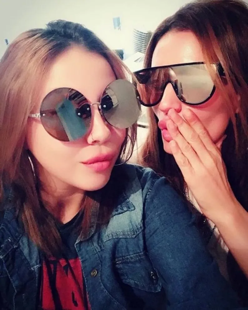 Antonella y Natacha Jaitt