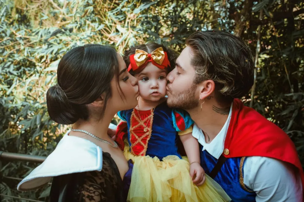 Kimberly Loaiza, Kima y Juan de Dios Pantoja. Fuente (Instagram)
