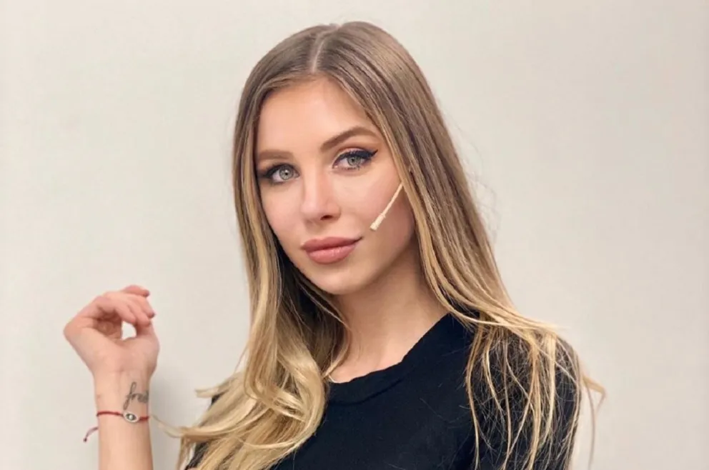 Toda una mamá: Romina Malaspina compartió un tierno momento junto a su mascota