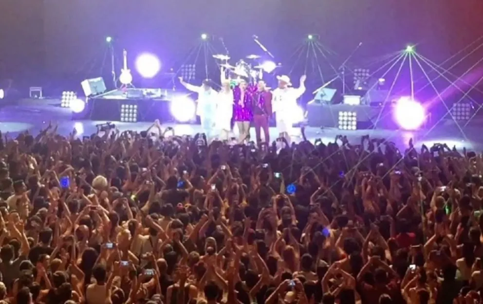 Miranda! se convirtió en la primera banda argentina en presentar un show en vivo