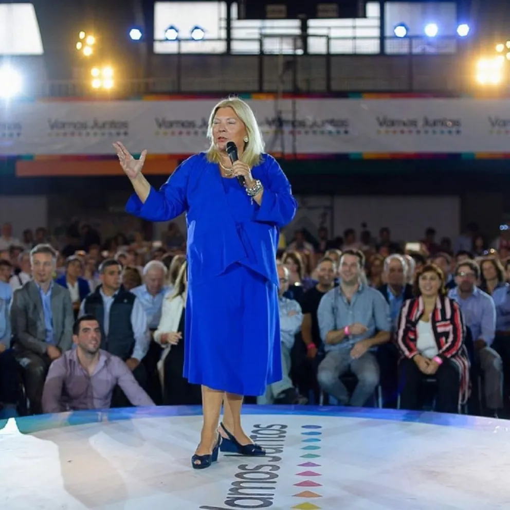 Elisa Carrió arremetió contra Cristina Kirchner y el papa Francisco por la Reforma Judicial