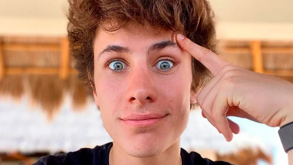 Juanpa Zurita se conmovió en Pequeños Gigantes