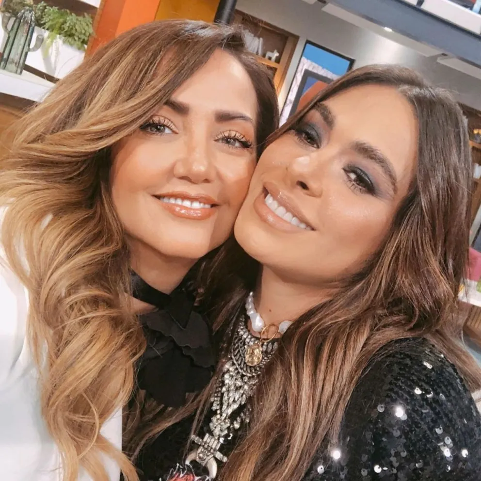 Galilea Montijo y Andrea Legarreta posible salida de Hoy