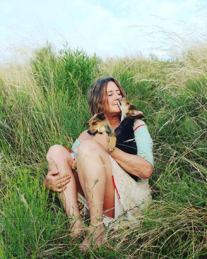 Verónica Llinás estuvo en Pampita Online y reveló una anécdota tragicómica de su infancia
